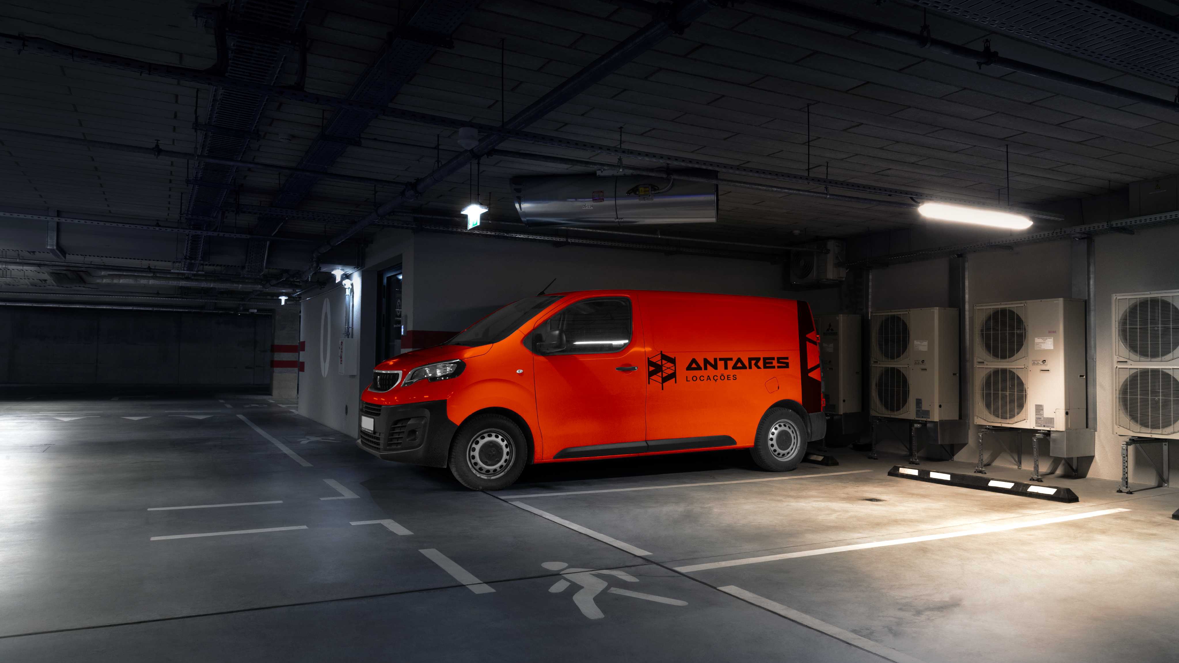 Máquinas pesadas em operação